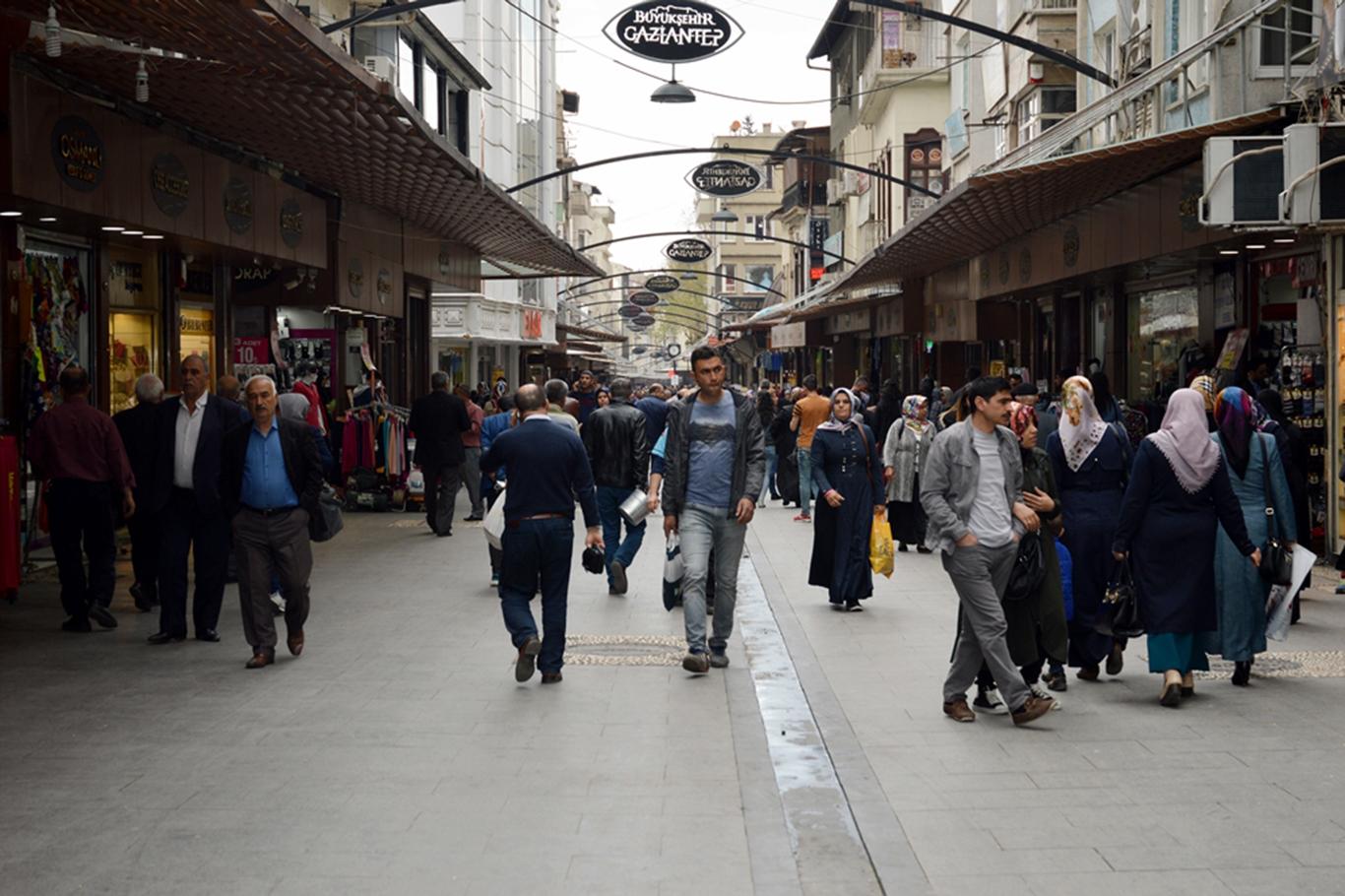 Gaziantepliler de hızlı tren sevinci Gaziantepliler de hızlı tren sevinci
